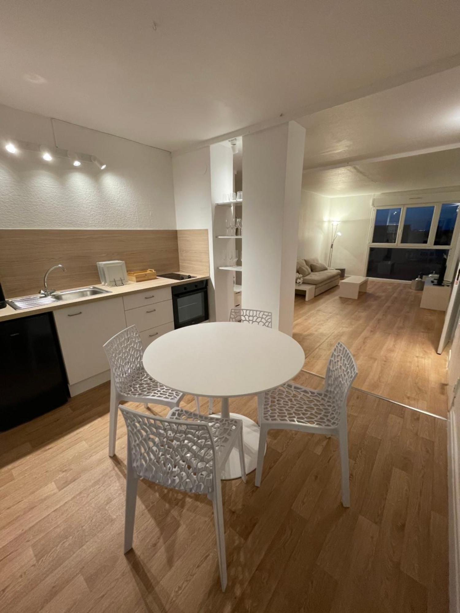 Lenahome Reims Exterior foto
